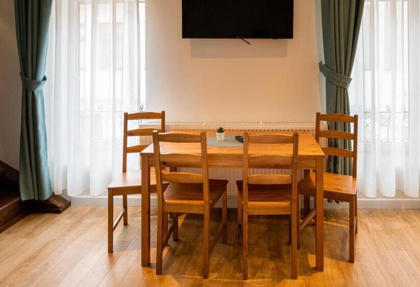 דירת שני חדרים, Konak Sibiu