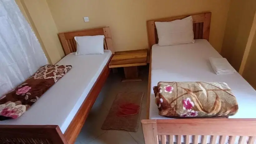 اتاق استاندارد, Kilimanjaro Budget Lodge