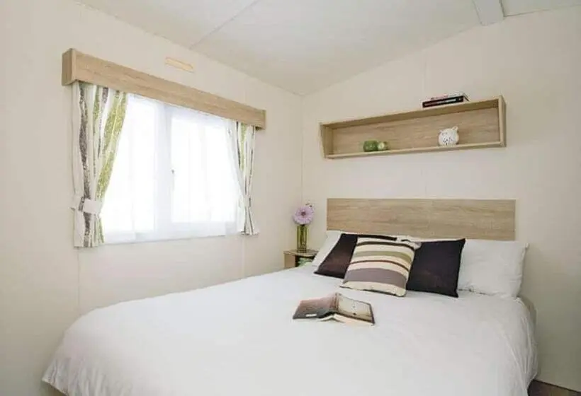 اتاق استاندارد پلاس, Marine Holiday Park