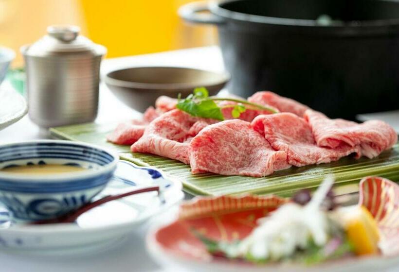 スタンダード4人部屋, Grand Chariot Hokutoshichisei 135°