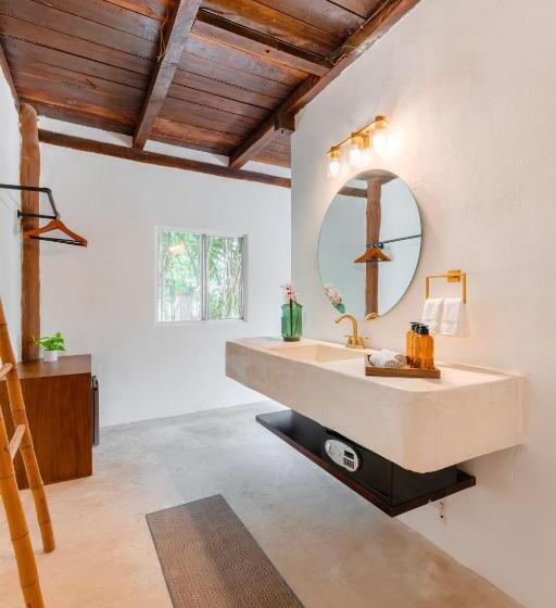 Номер Deluxe Кровать Кинг, Azulea Bacalar Hotel & Spa   Lagoon Front