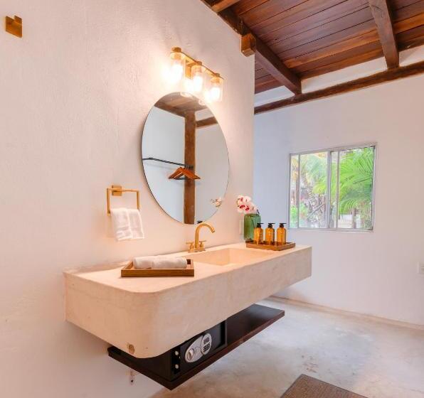 Номер Deluxe, Azulea Bacalar Hotel & Spa   Lagoon Front