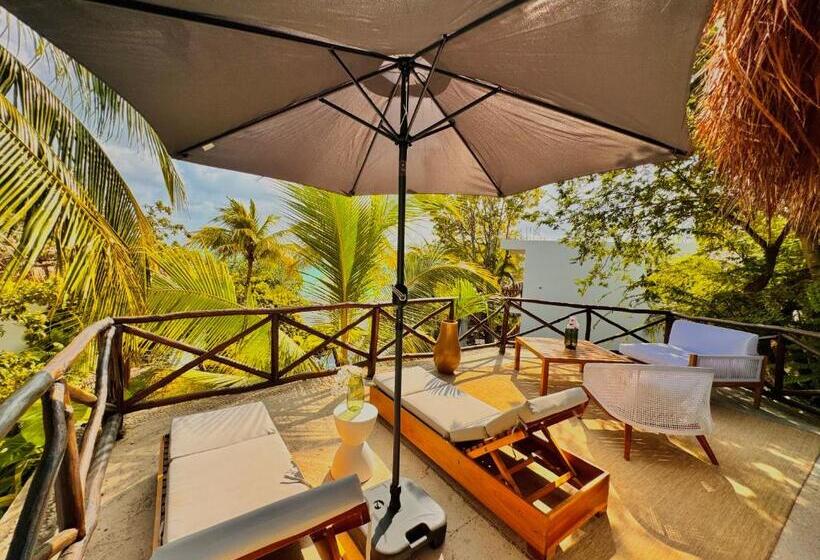 Люкс Повышенной Комфортности, Azulea Bacalar Hotel & Spa   Lagoon Front