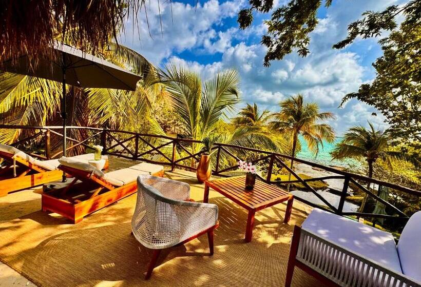 Люкс Повышенной Комфортности, Azulea Bacalar Hotel & Spa   Lagoon Front