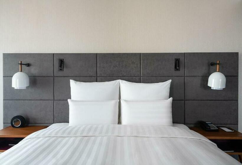 스위트 킹사이즈 침대, Pullman Baotou