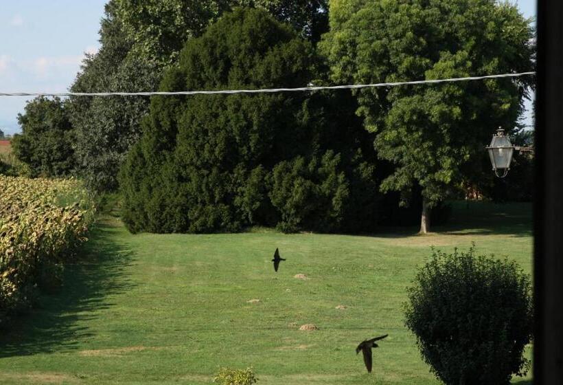 غرفة عائلية, Corte Ramedello