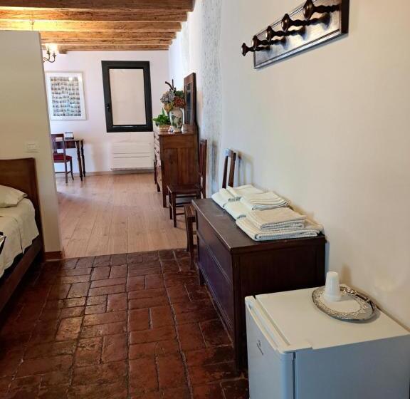 غرفة عائلية, Corte Ramedello