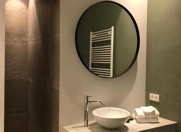 带大床的豪华间, Pastorie Caeneghem