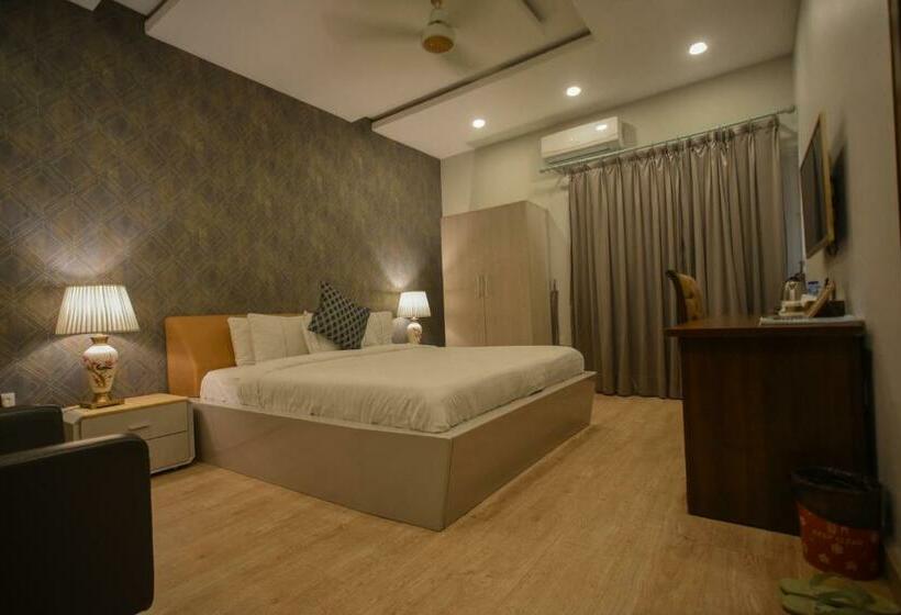 اتاق لوکس یک تخته, Swisstel Cottage