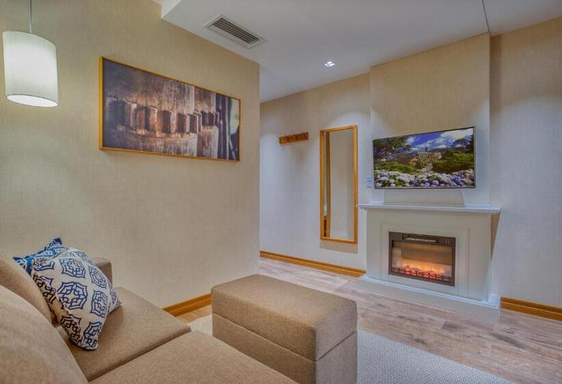 جناح, Wyndham Gramado Termas Resort & Spa