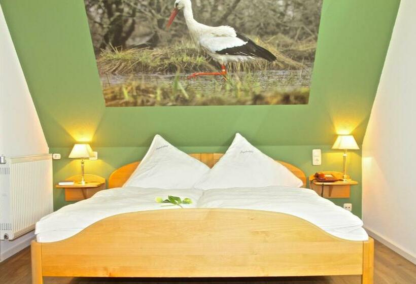 带阳台的三人标准间, Landhotel Jagdschloss