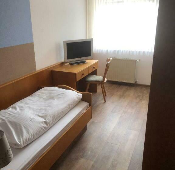 اتاق استاندارد یک نفره, Lindenhof Keulos