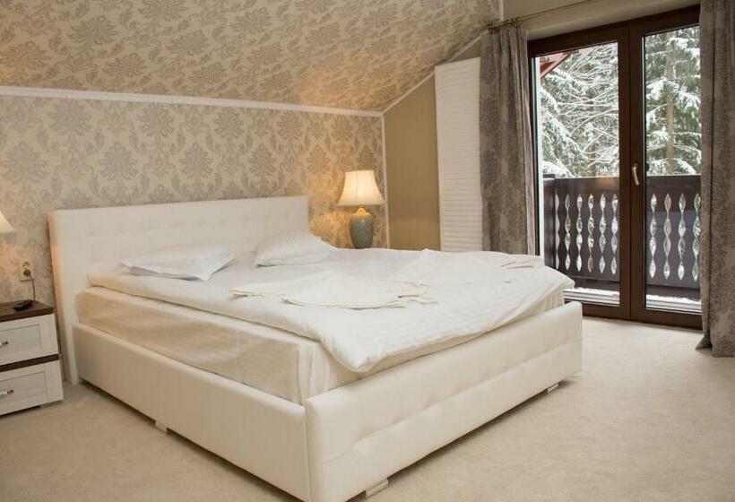 Номер Deluxe с Балконом, Platinvm B&b