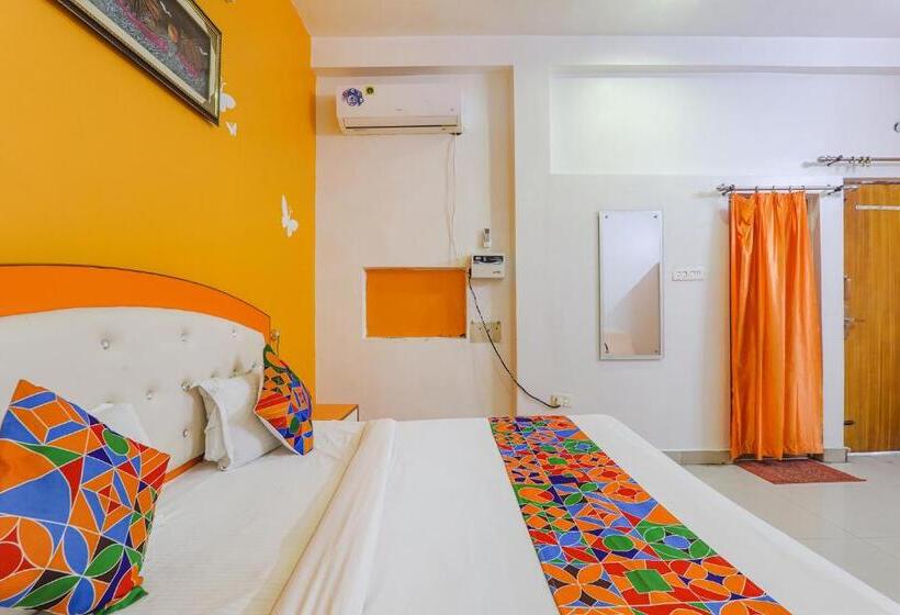 חדר אקזקיוטיב לשלושה, Fabexpress Jmd Inn