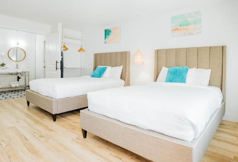 غرفة ديلوكس, The Belmont Shore Inn