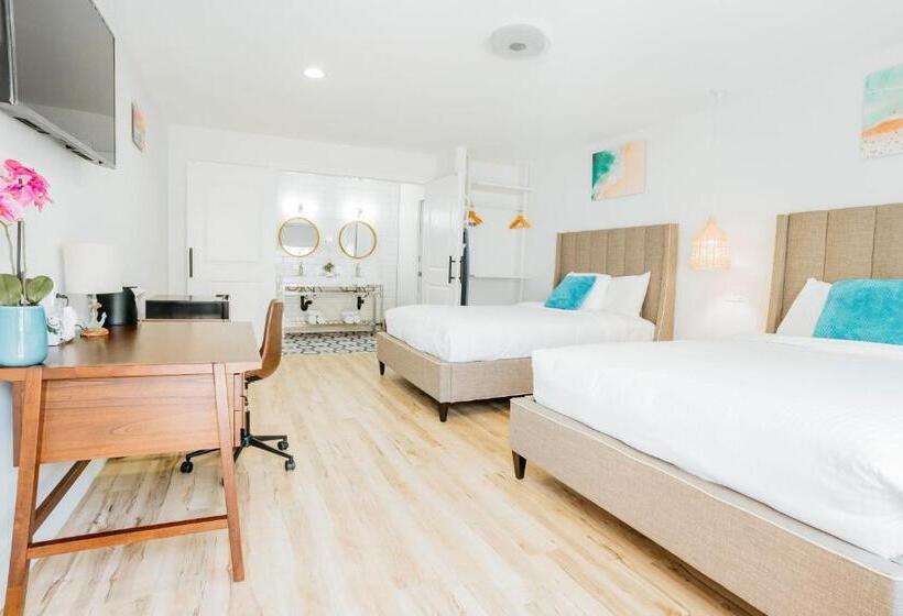 غرفة ديلوكس, The Belmont Shore Inn