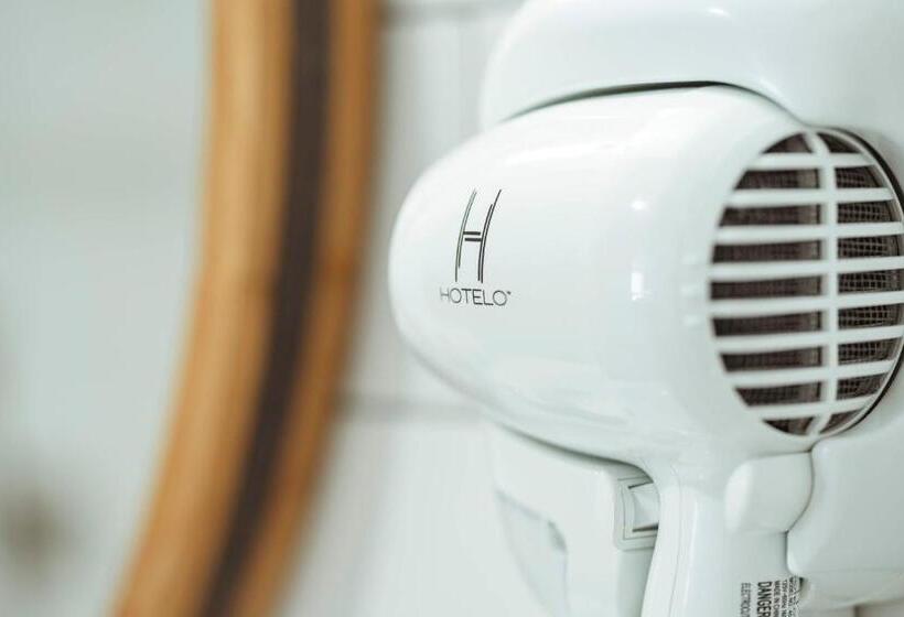 غرفة قياسية لذوى الاحتياجات الخاصة, The Belmont Shore Inn