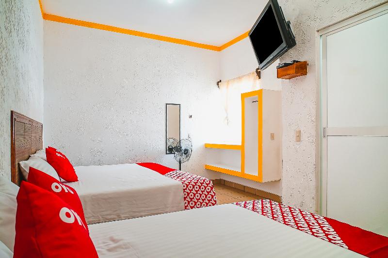 חדר סטנדרט לשלושה, Hospedaje Colibrí