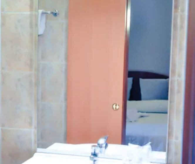 غرفة إقتصادية, Stella Marina