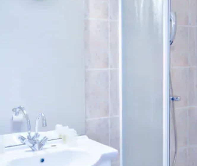 غرفة إقتصادية, Stella Marina