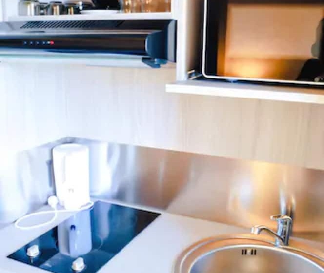 غرفة إقتصادية, Stella Marina