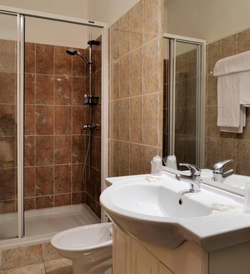 غرفة قياسية, Stella Marina