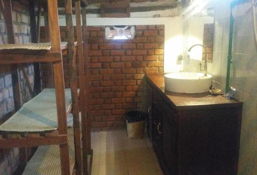 بنگله خانوادگی, Villa Malaza