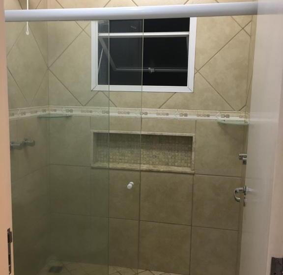 Jakuzili Süit, Estadia Na Canção Nova