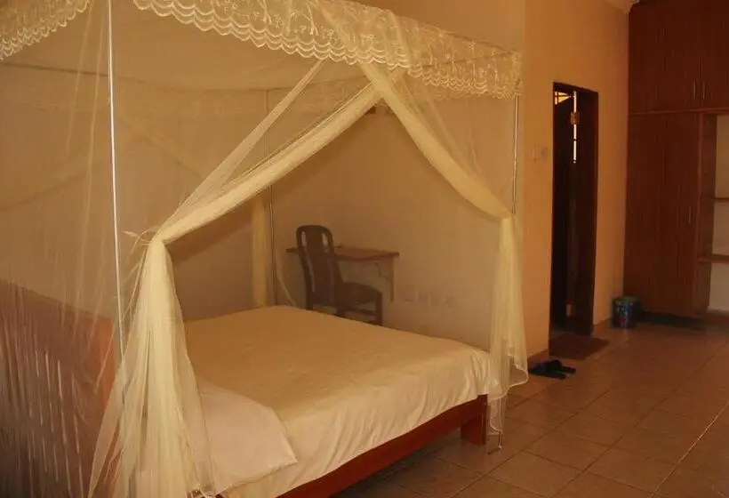 اتاق استاندارد با بالکن, Motel Tuku Masindi