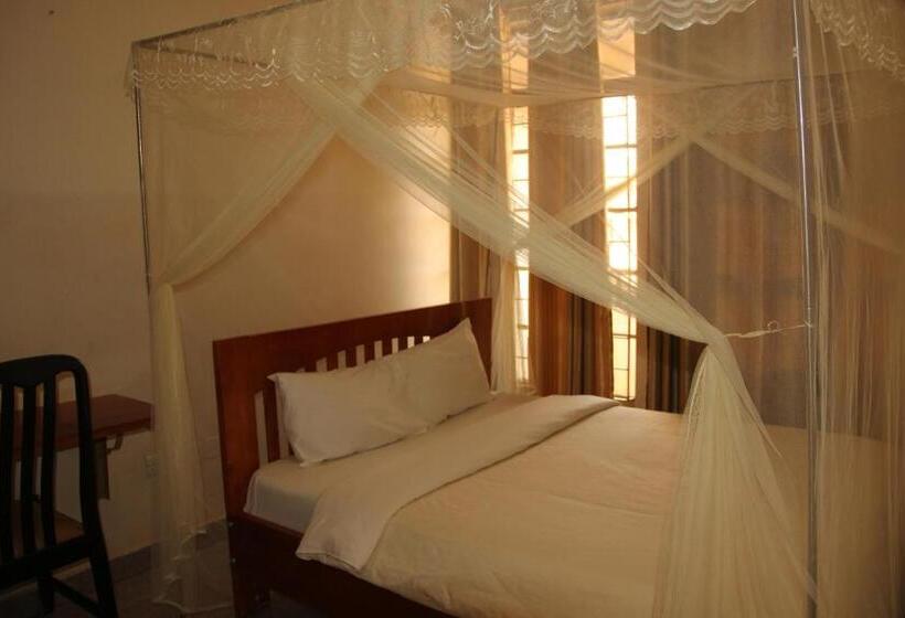 اتاق استاندارد با بالکن, Motel Tuku Masindi