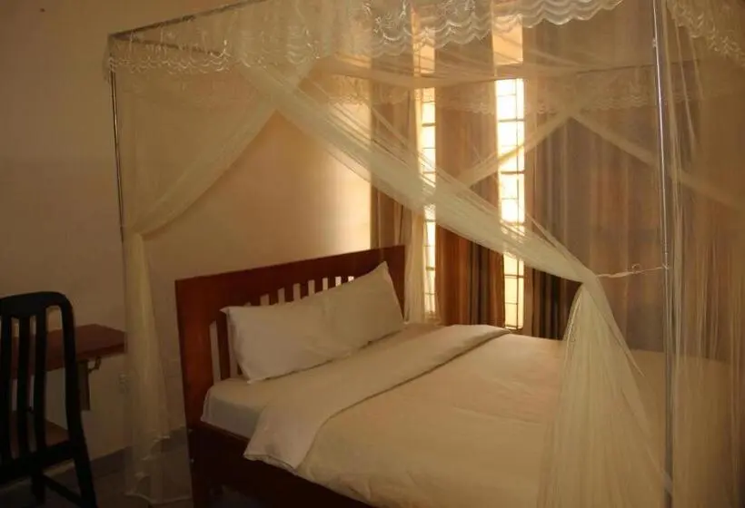 اتاق استاندارد با بالکن, Motel Tuku Masindi