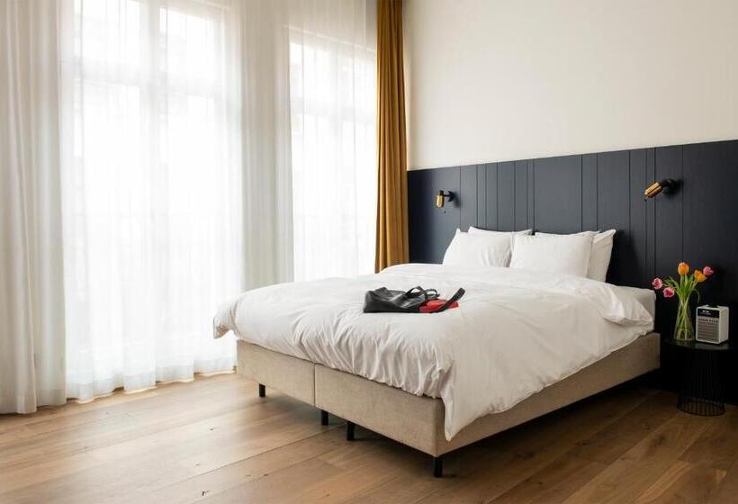 غرفة قياسية سرير كينج, Riga