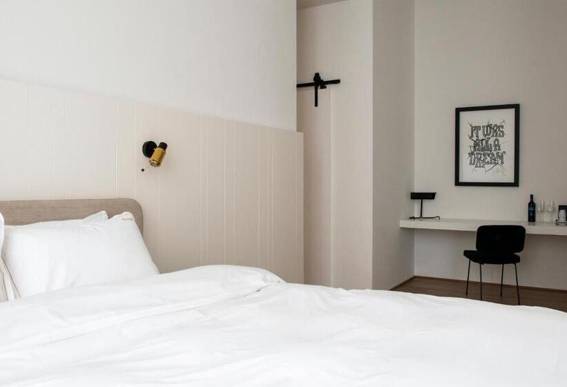 غرفة سوبيريور سرير كينج, Riga