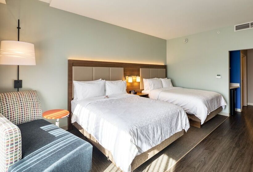 Номер Стандарт 2 Двуспальные Кровати, Holiday Inn Express & Suites Charlotte South End, An Ihg