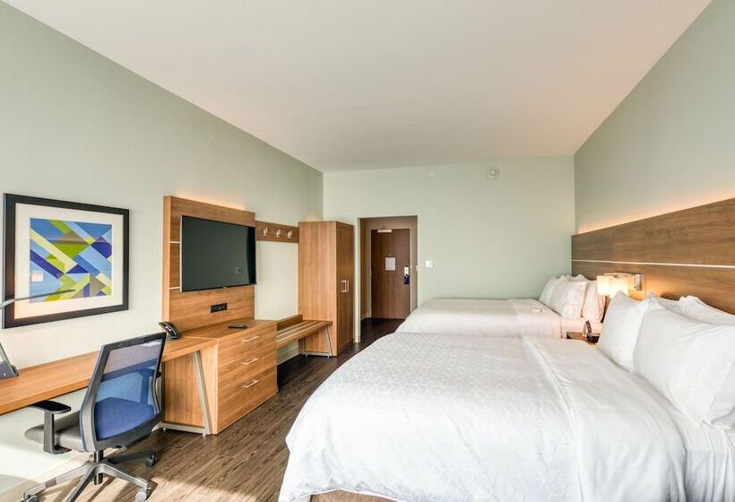 Люкс, Holiday Inn Express & Suites Charlotte South End, An Ihg