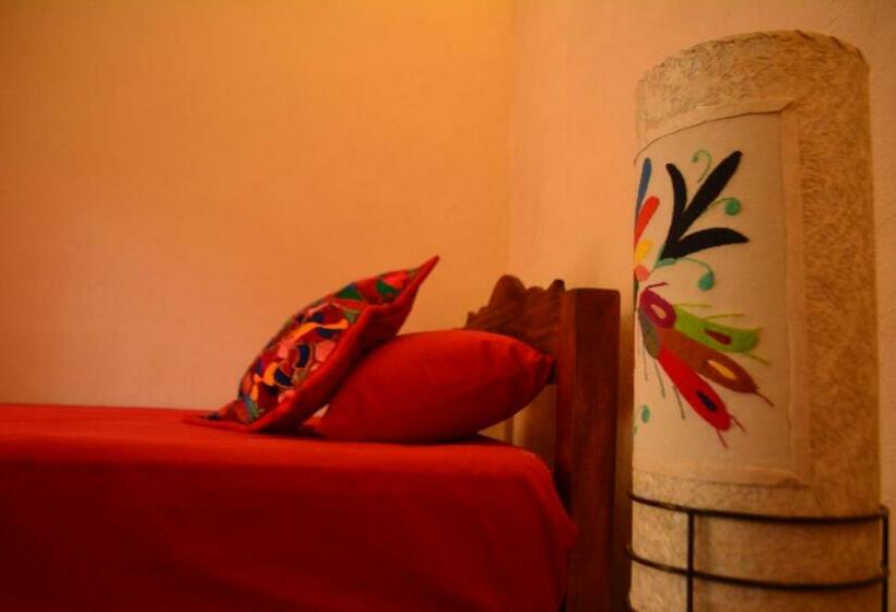 اتاق استاندارد با سرویس بهداشتی مشترک, Hostal Mulut Tulum