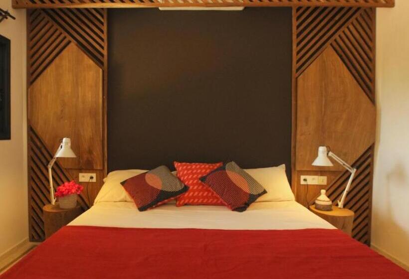 Standard Haveudsigt, Les Manguiers De Guéréo