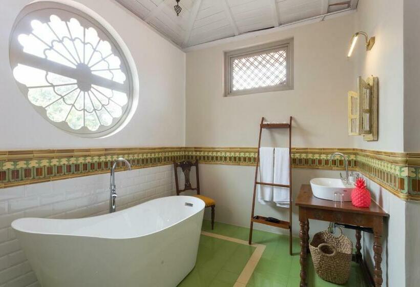 스탠다드 룸, Prana Home