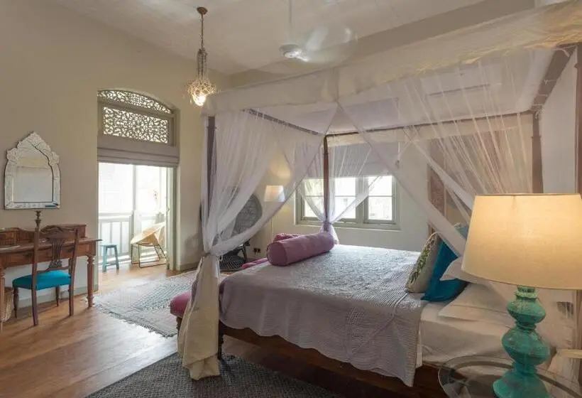 اتاق استاندارد با بالکن, Prana Home