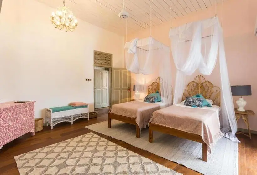 اتاق استاندارد با بالکن, Prana Home