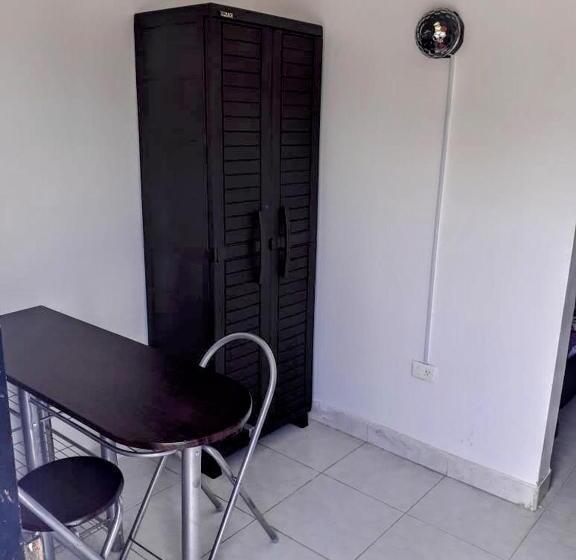 דירת חדר, Oasis De Tolú