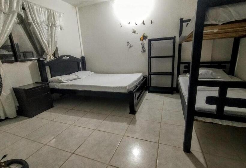 דירת חדר בקומת קרקע, Oasis De Tolú