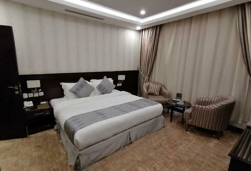 سوییت جونیور, Al Maali Hotel Jazan