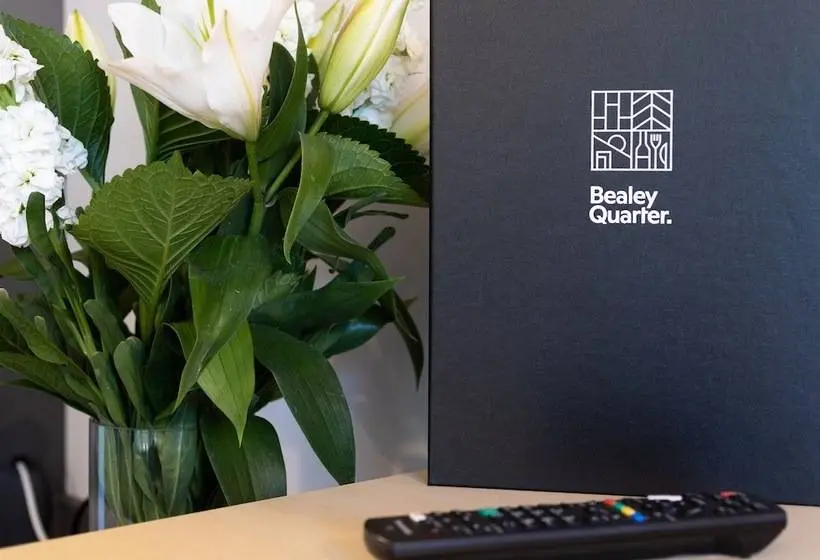Standard Kolmen Hengen Huone, Bealey Quarter