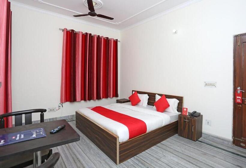 Quarto Estandar, Oyo 16783 Highway Residency