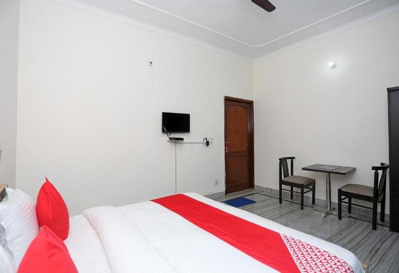 Quarto Estandar, Oyo 16783 Highway Residency