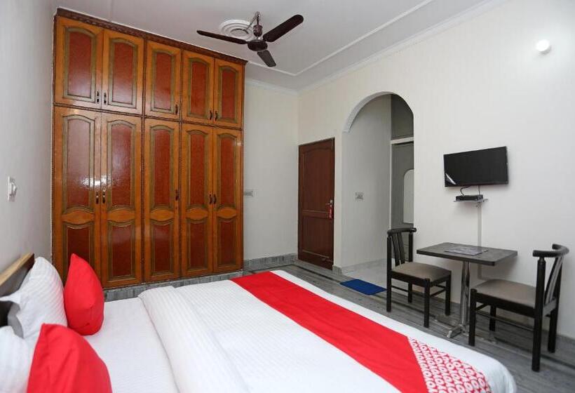 Quarto Estandar, Oyo 16783 Highway Residency