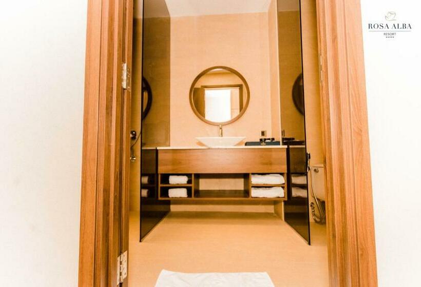 استودیوی استاندارد با چشمانداز دریا, Rosa Alba Resort & Villas Tuy Hoa