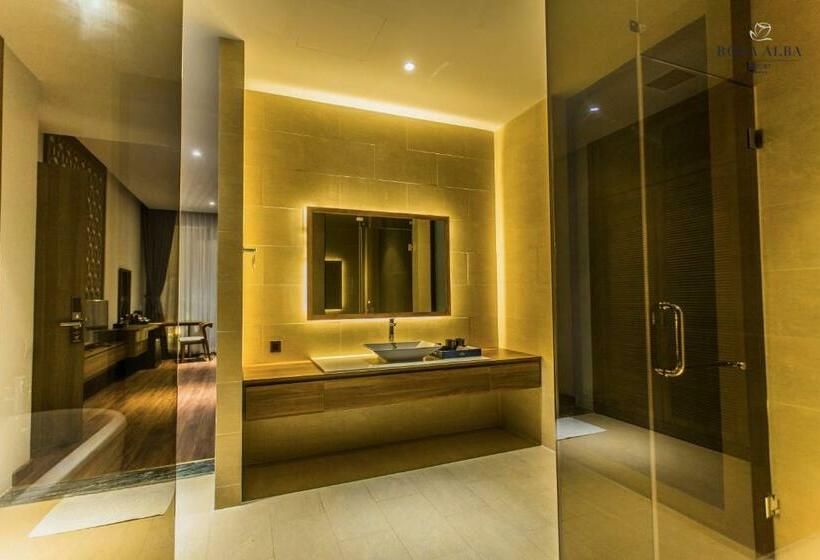 ویلای 4 خوابه, Rosa Alba Resort & Villas Tuy Hoa