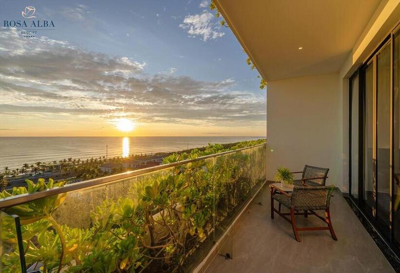 سوییت با چشمانداز دریا, Rosa Alba Resort & Villas Tuy Hoa